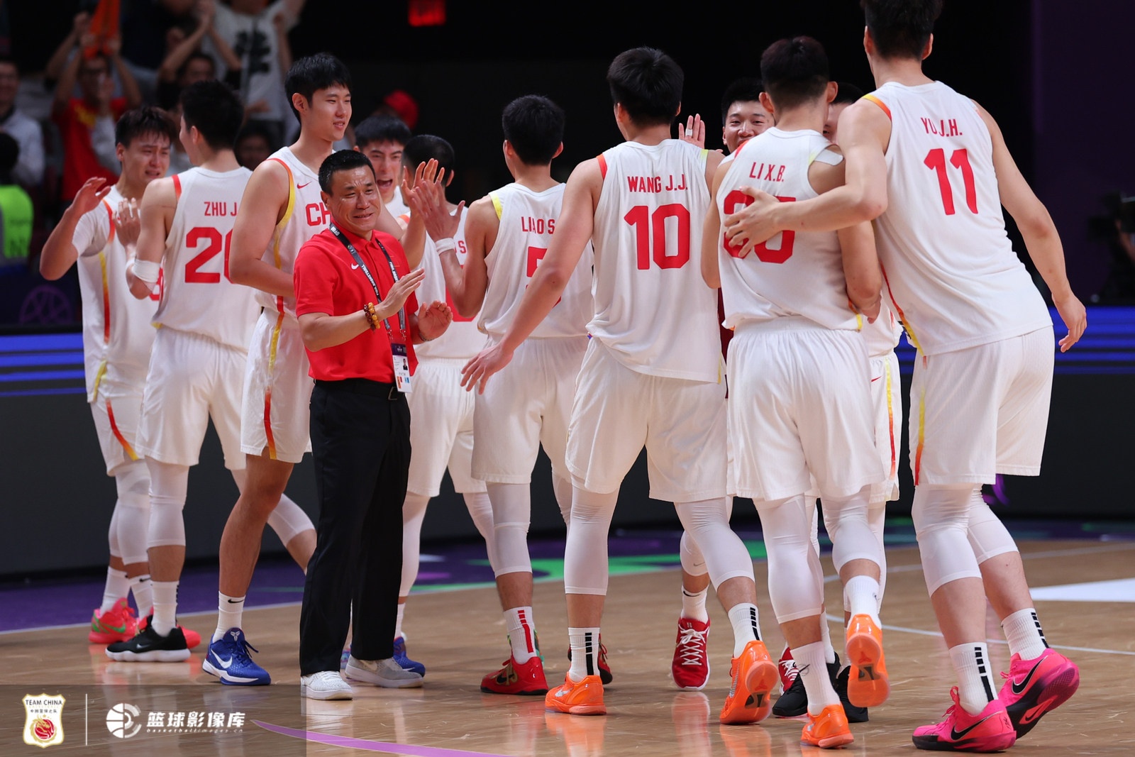 官网入口-搁前几年你敢想？中国男篮三分命中率41.2%赛会最高 罚球78.4%第2